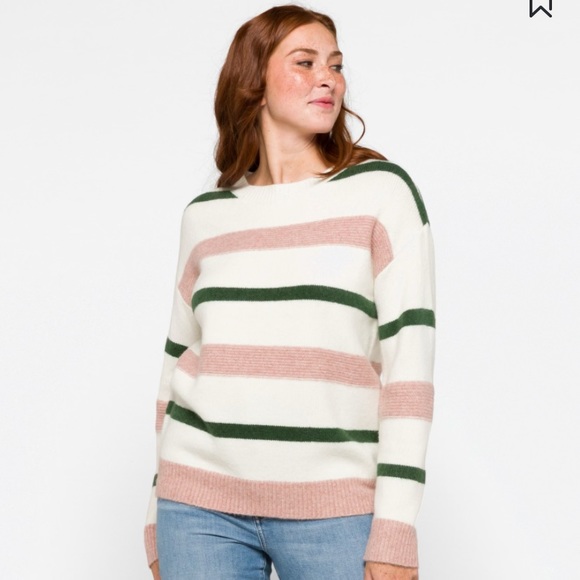 Fate Itzel crewneck pullover Stitch Fix - Picture 4 of 4